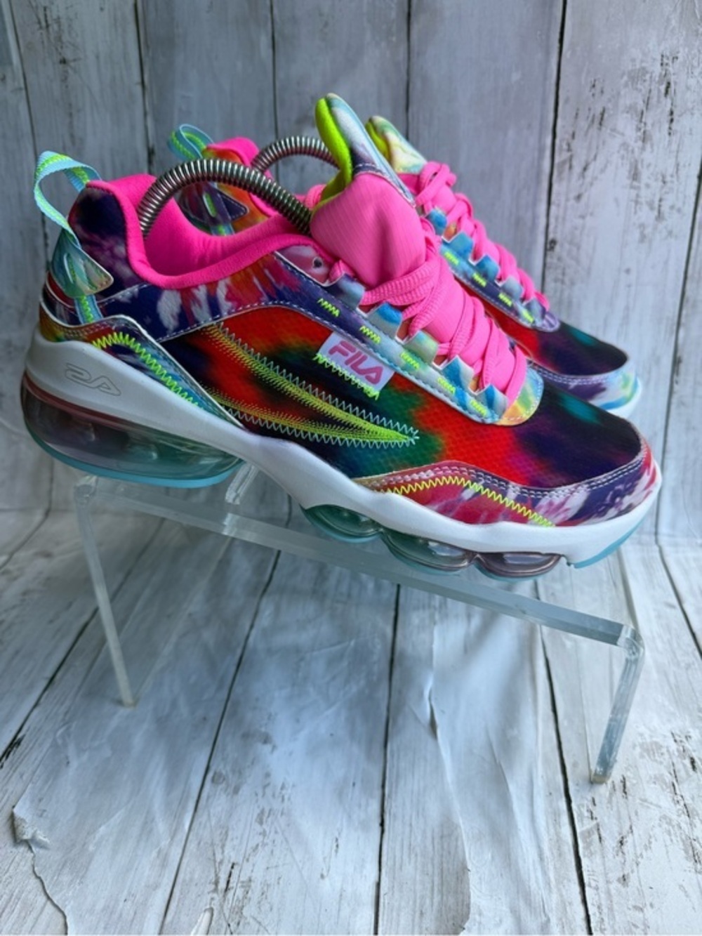 Fila Octane Speed Women’s Pink Canvas Athletic Running Shoes.